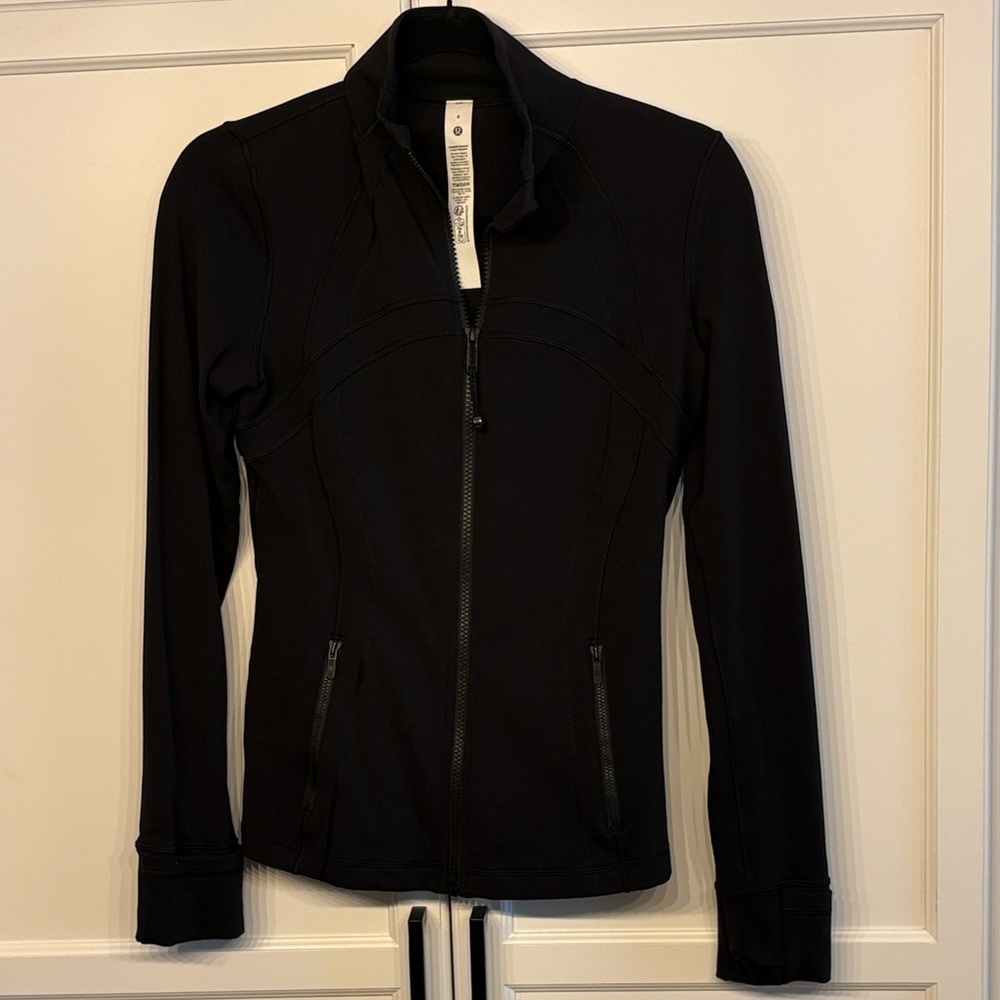 Lululemon Black Athletic Jacket 
🏈Pittsburgh Steelers🏈🖤💛